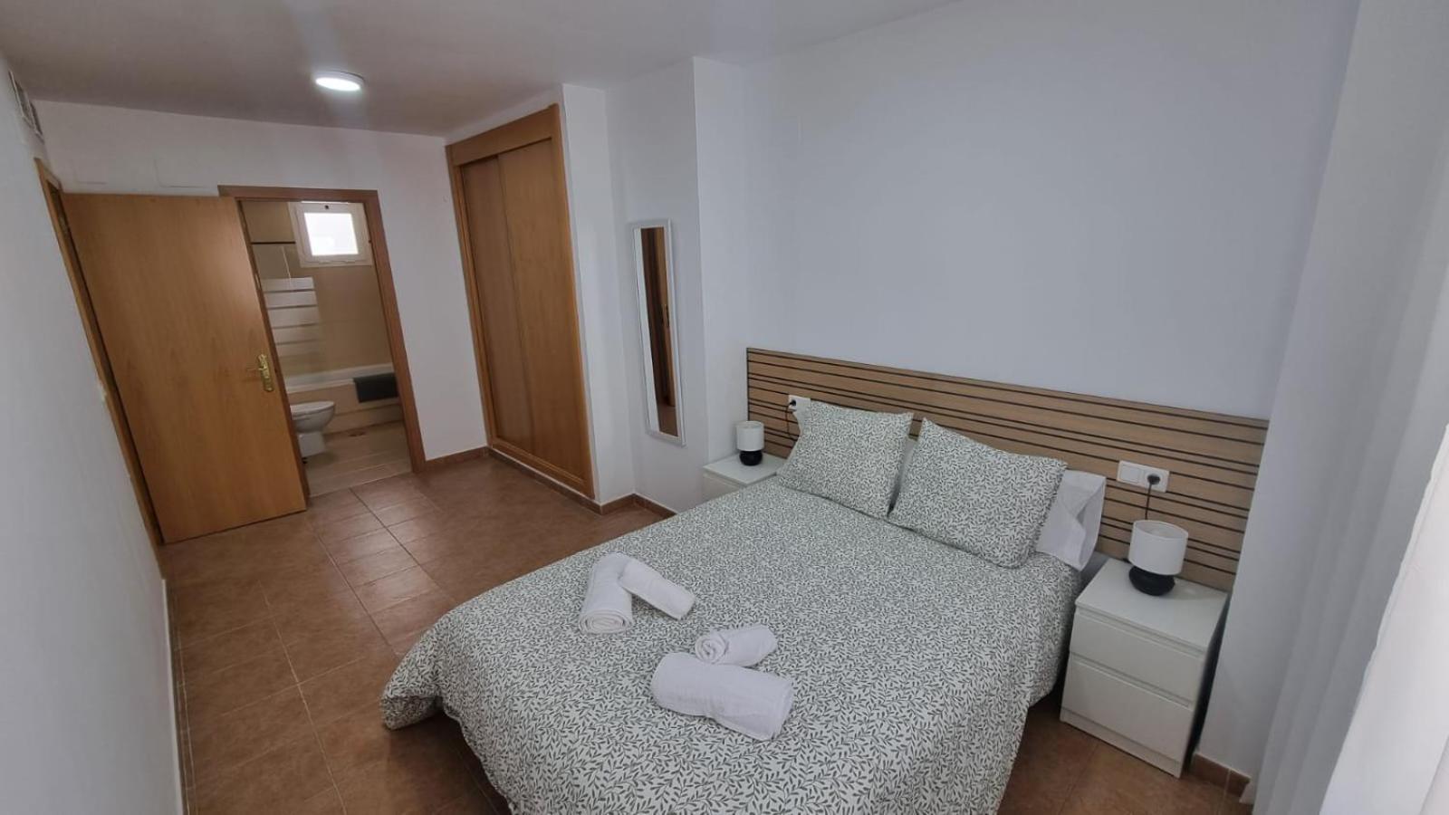 Moderno Apartamento 3 Dormitorios, Garaje Y Piscina La Algaba Ngoại thất bức ảnh